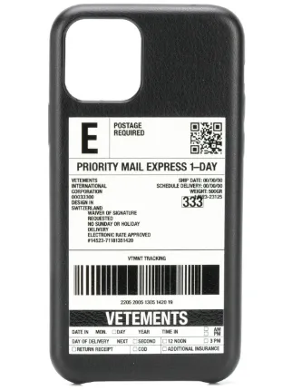 VETEMENTS