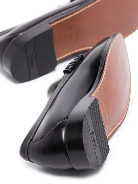 weejuns black and white loafers