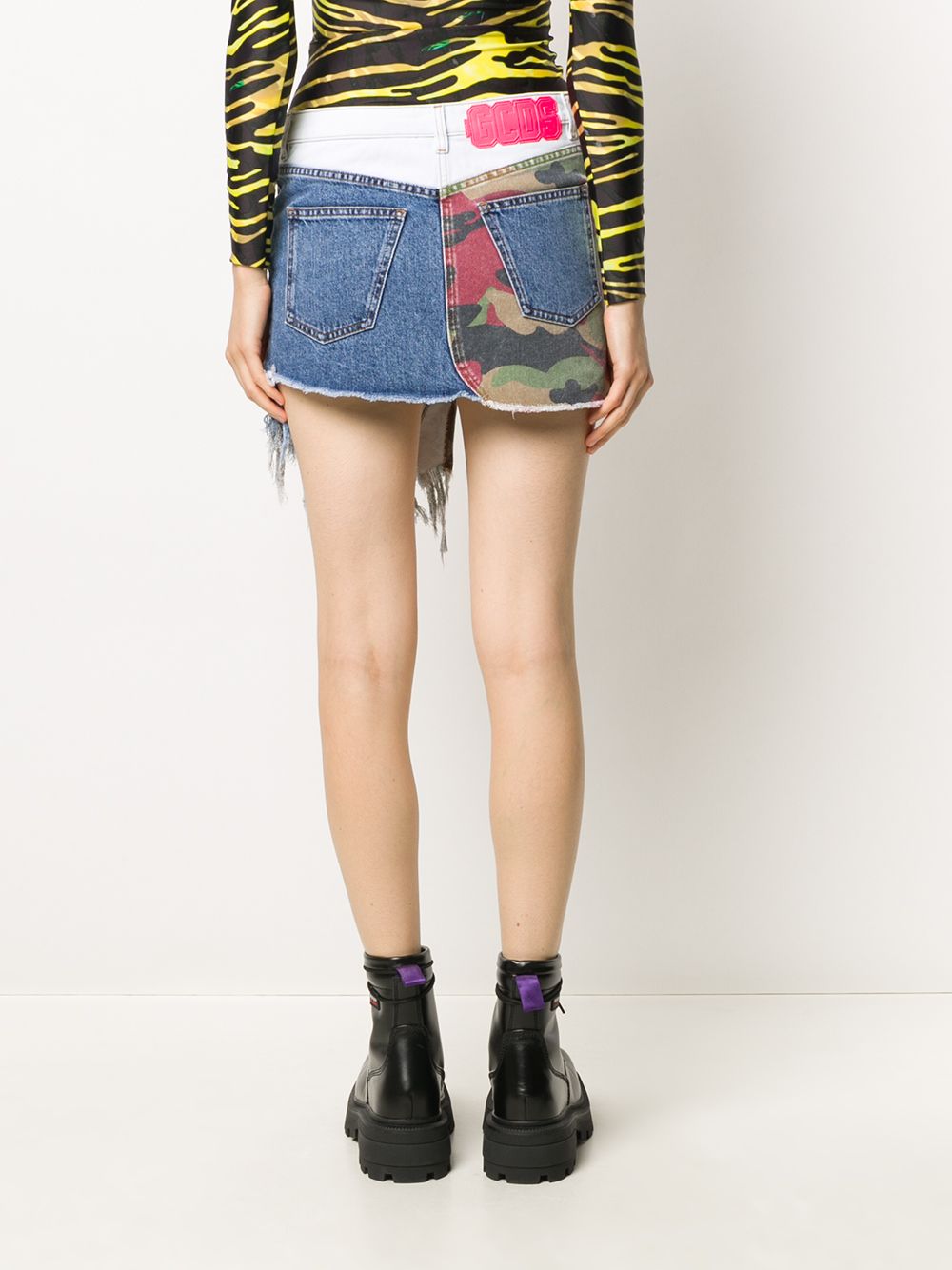 фото Gcds юбка асимметричного кроя с камуфляжным принтом