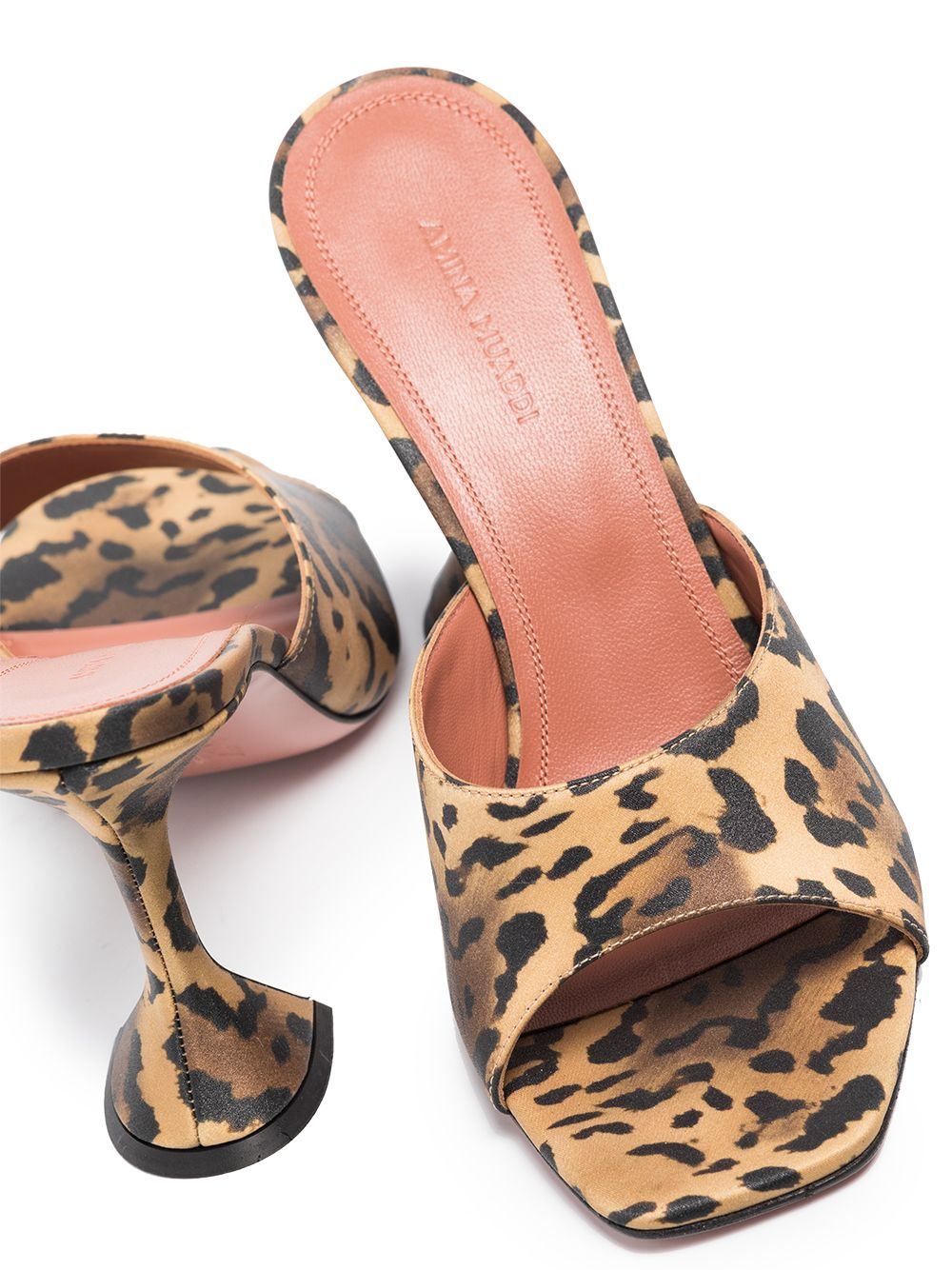 фото Amina muaddi brown lupita 95 leopard print mules