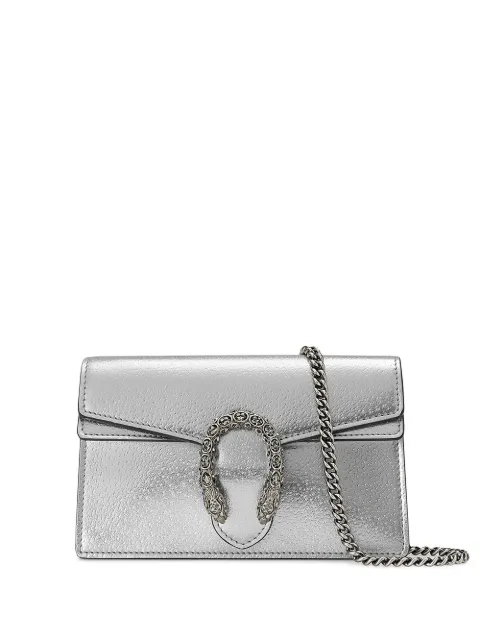 Gucci Bolsa GG Marmont Pequena De Couro Matelassê - Farfetch  Shoulder  bag, Shoulder bag women, Gg marmont small matelassé shoulder bag