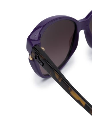 Simply Dior 猫眼框太阳眼镜展示图