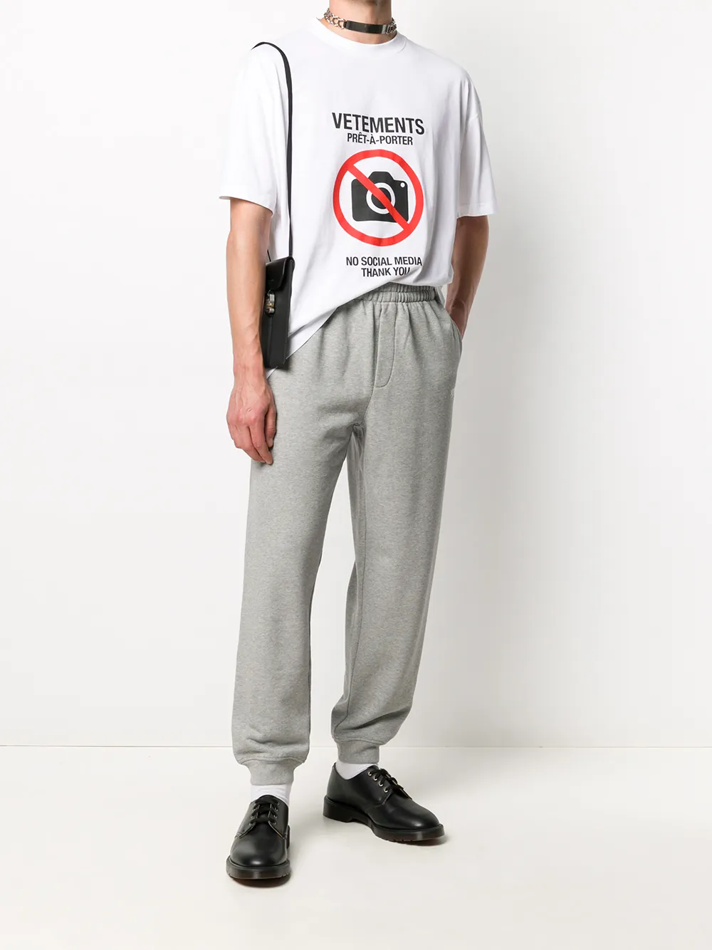 фото Vetements футболка antisocial с короткими рукавами