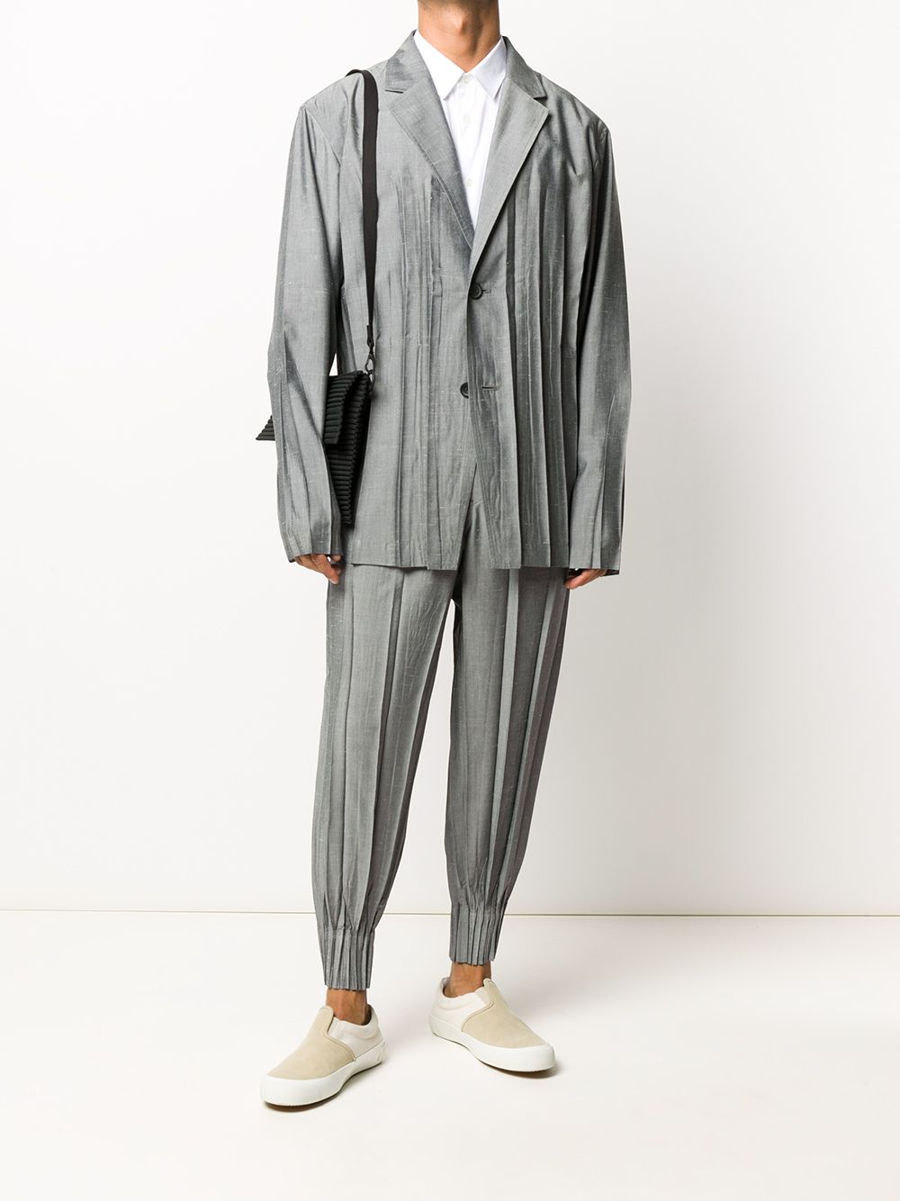 фото Issey miyake men pleated gathered ankles trousers