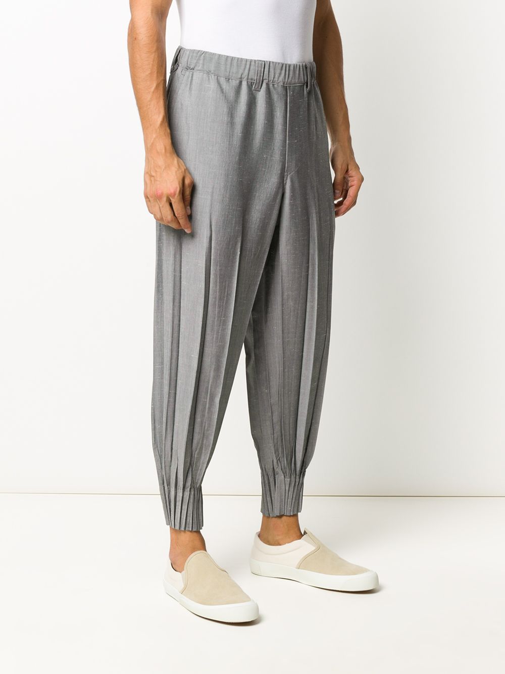 фото Issey miyake men pleated gathered ankles trousers