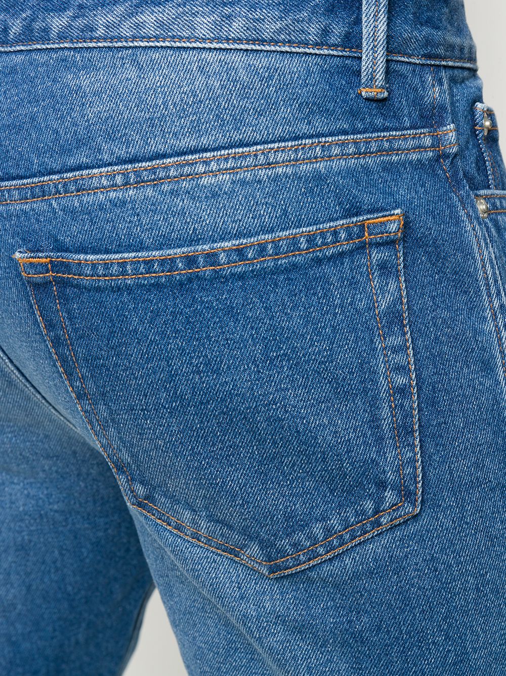 фото Officine generale джинсы прямого кроя с эффектом потертости