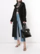 الصورة 2 من Versace Pre-Owned شنطة عملية بقلاب 'ميدورا'