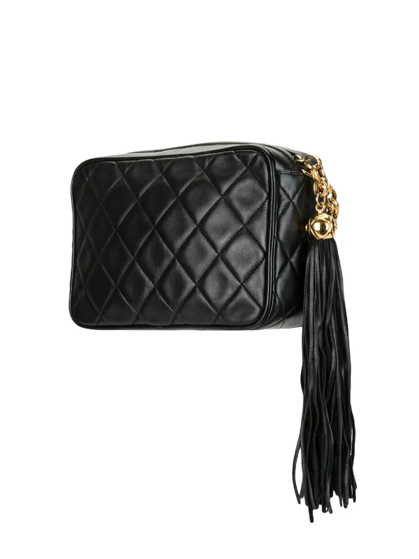 CHANEL vintageマトラッセ The charm of 90s Chanel in one bag. ヴィンテージならではの深みの
