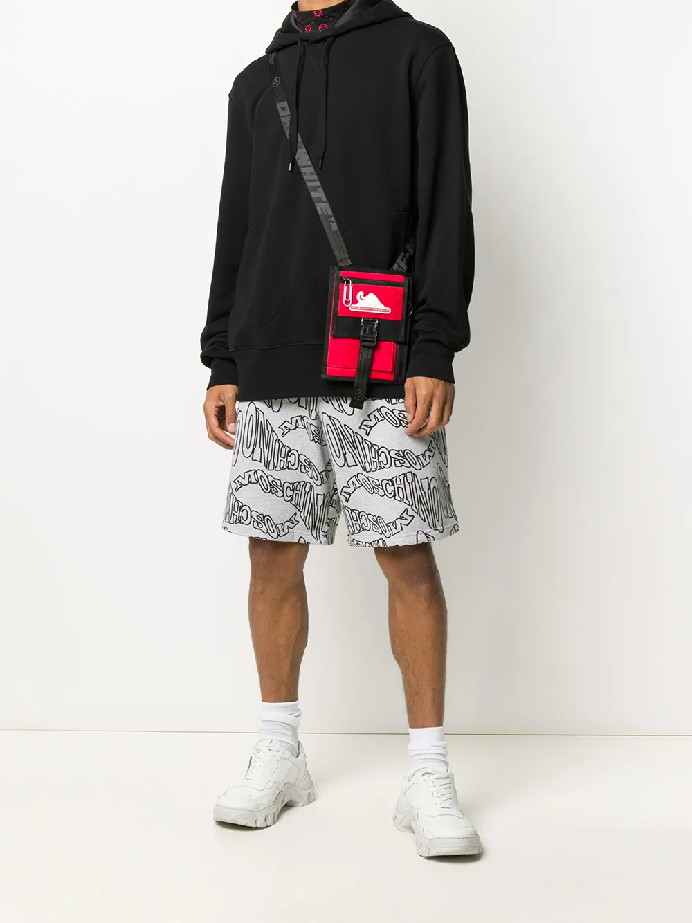  Moschino Kapuzenpullover Mit Logo Applikation   Schwarz 