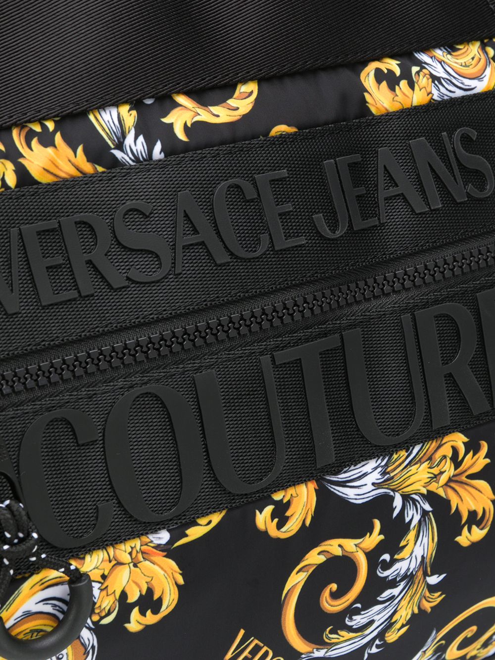 фото Versace jeans couture дорожная сумка с принтом logo baroque