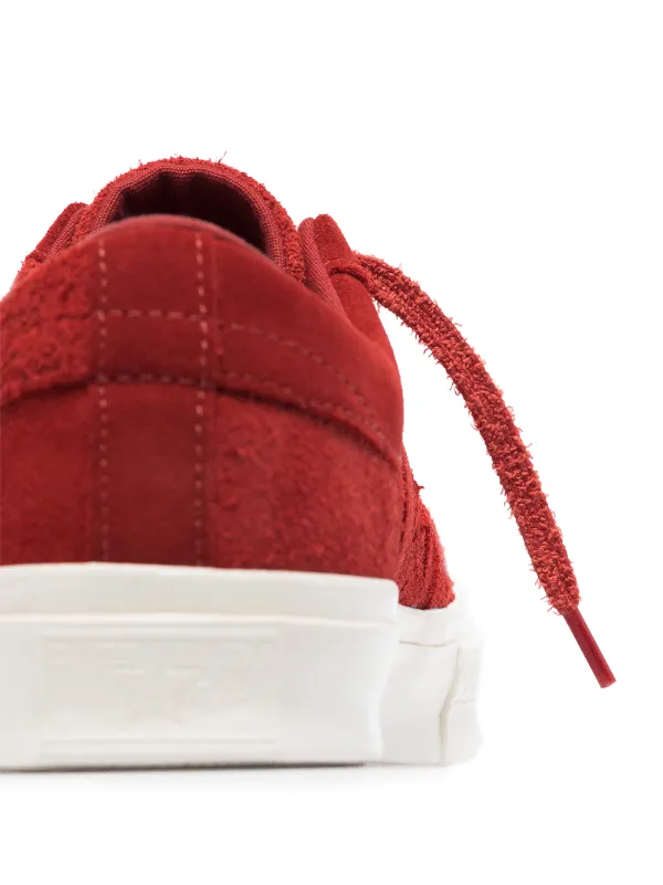 does academy sell converse
