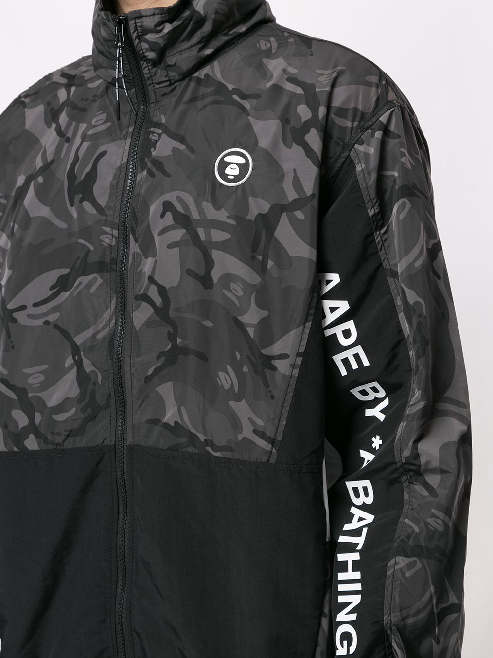 фото Aape by *a bathing ape® куртка с воротником-воронкой