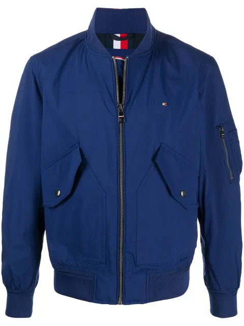 Tommy Hilfiger جاكيت بومبر مطرز بشعار الماركة