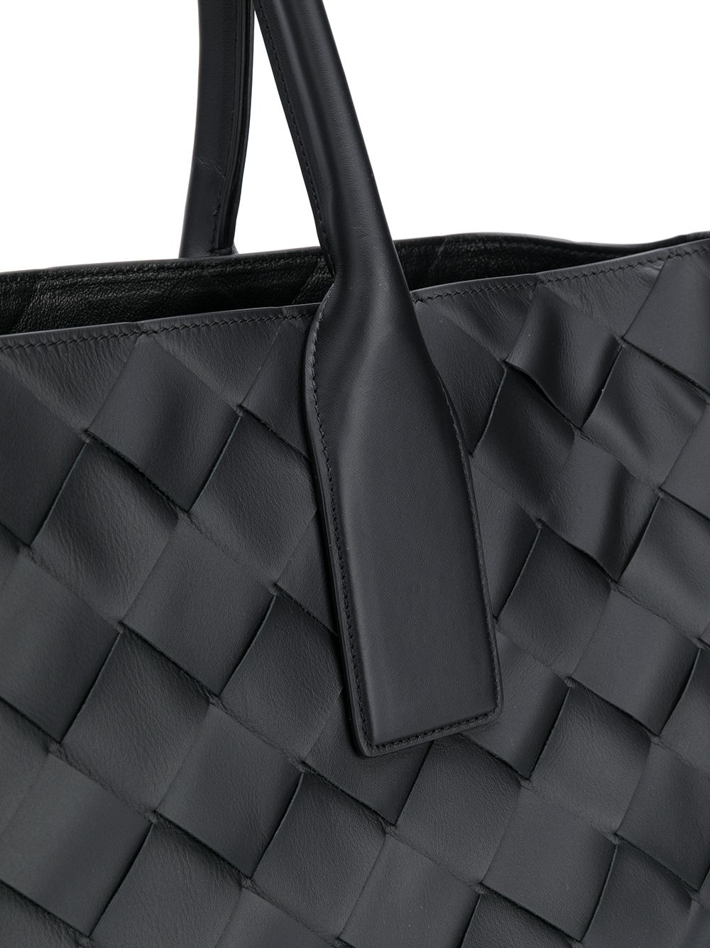 фото Bottega veneta intrecciato weave tote bag