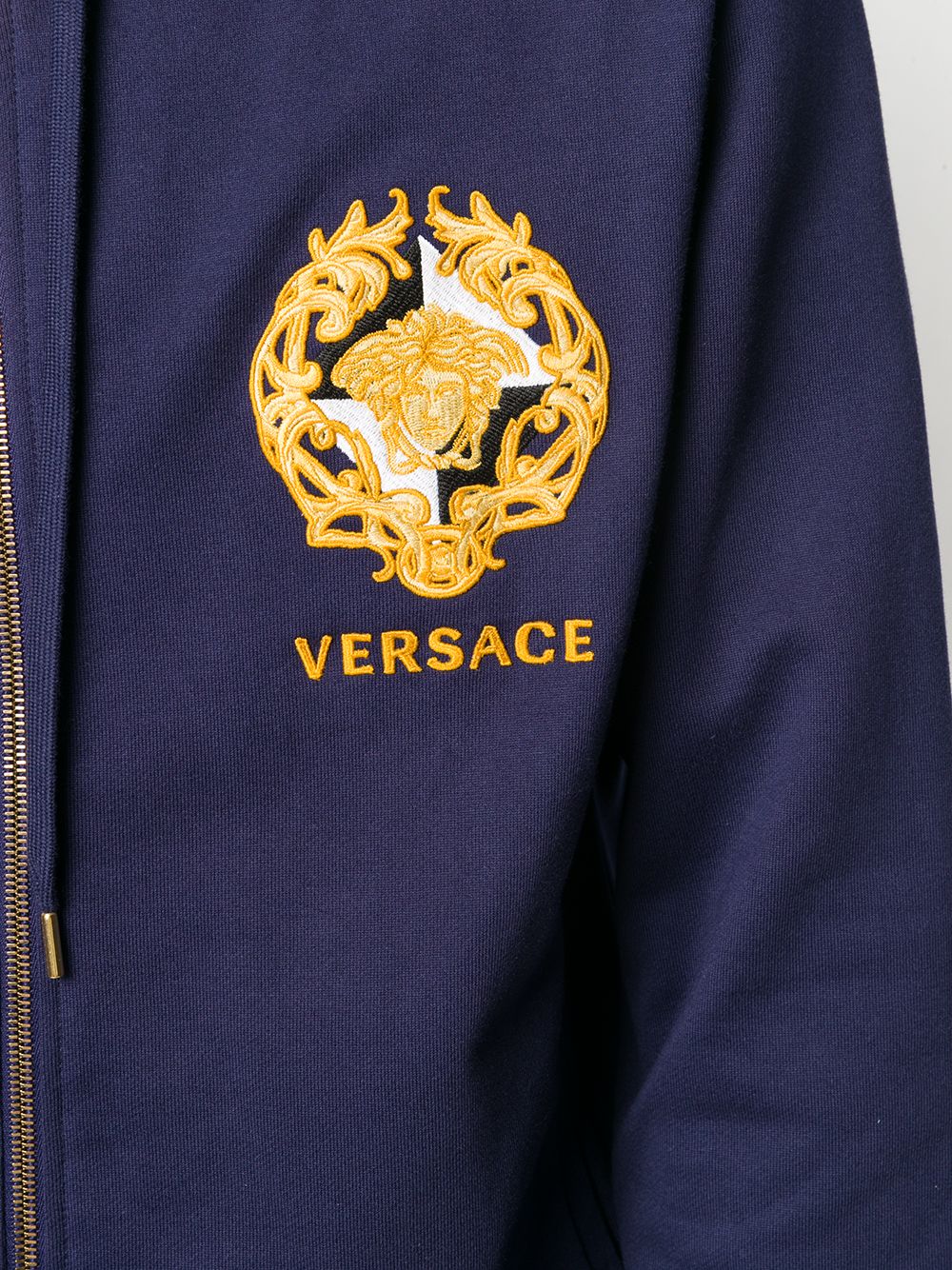 фото Versace худи на молнии с вышивкой medusa