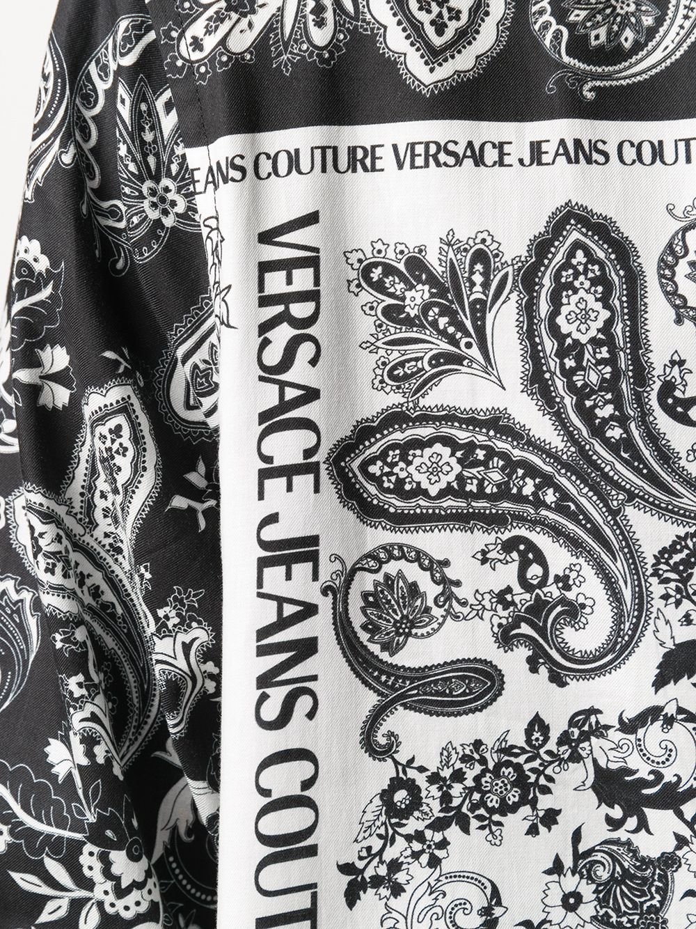 фото Versace jeans couture рубашка с принтом пейсли