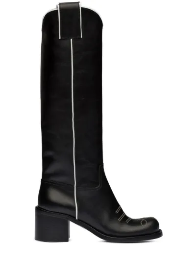 boot pull tab