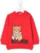 الصورة 1 من Moschino Kids سويت شيرت بطبعة دمية دب