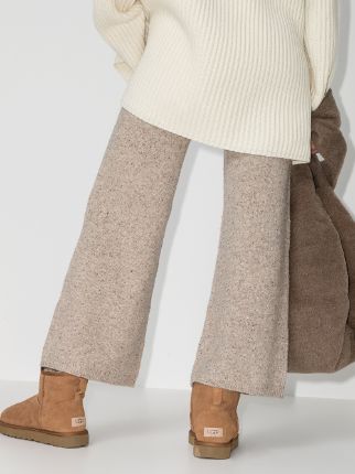 brown Classic Mini II shearling ankle boots展示图