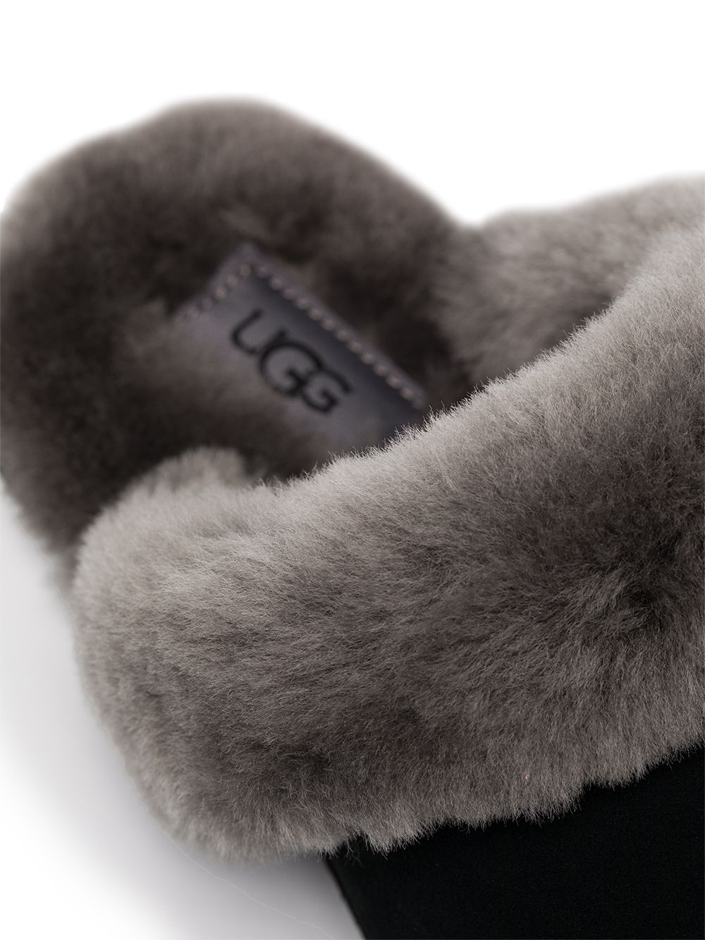 фото Ugg scuffette shearling-lined slippers