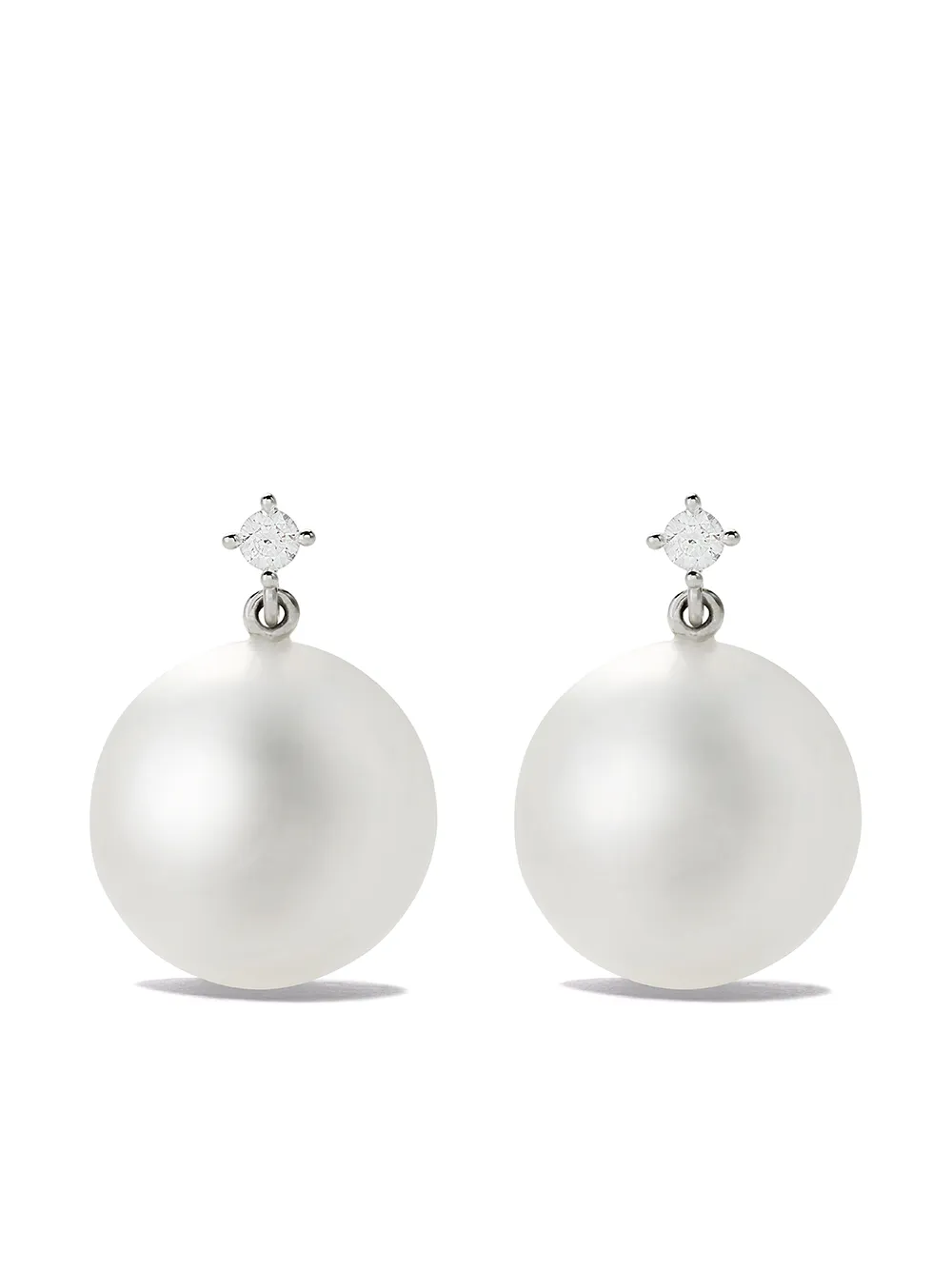 boucles d'oreilles Mabe en or blanc 18ct ornées de perles et de diamants
