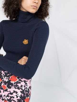 tiger-embroidered turtleneck jumper展示图