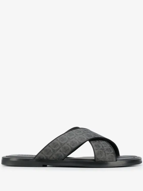 Ferragamo claquettes à motif Gancini