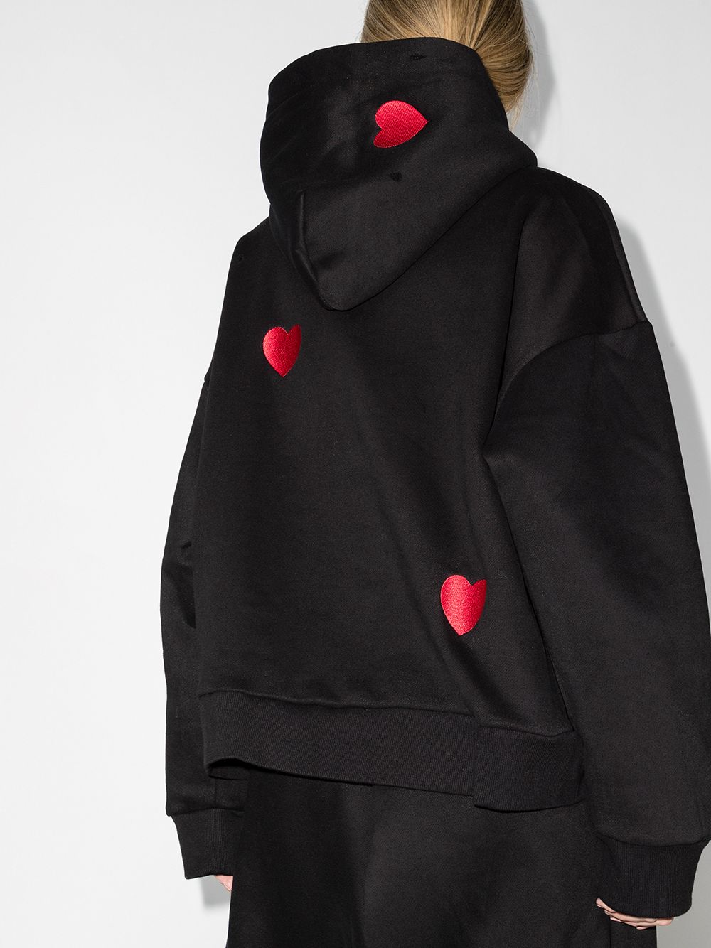 фото Natasha zinko embroidered heart hoodie