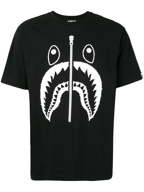 A BATHING APE® graphic print T-shirt