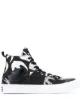 Bild 1 von McQ Swallow High-Top-Sneakers mit Schwalben