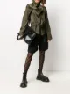 الصورة 2 من Sacai جاكيت ساتان بحزام