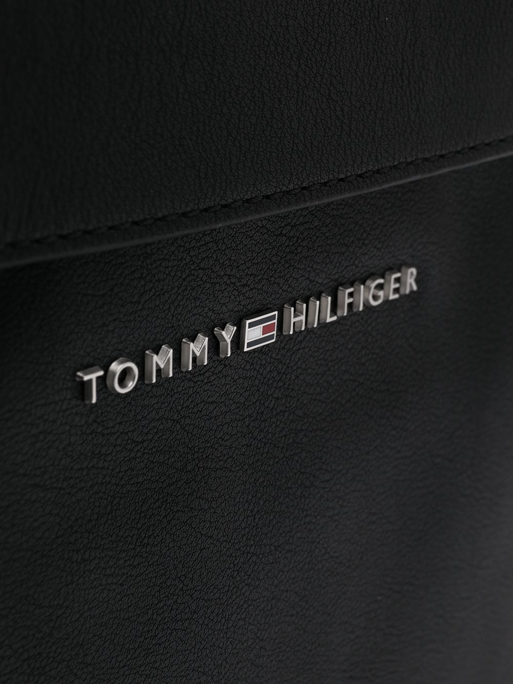 фото Tommy hilfiger рюкзак на молнии с логотипом