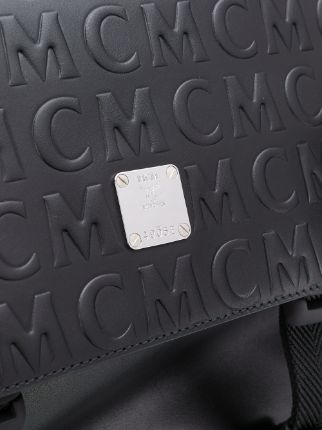 embossed logo leather backpack展示图