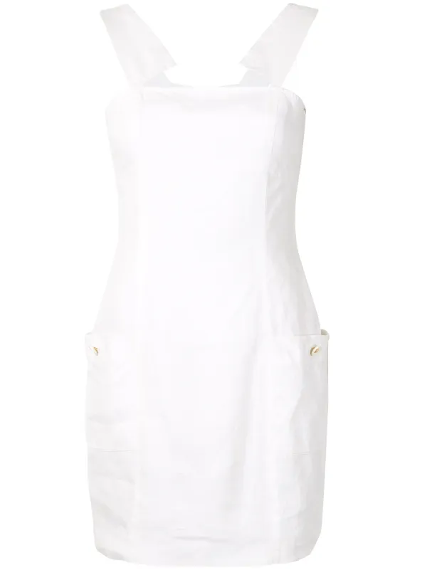 white sleeveless shift dress