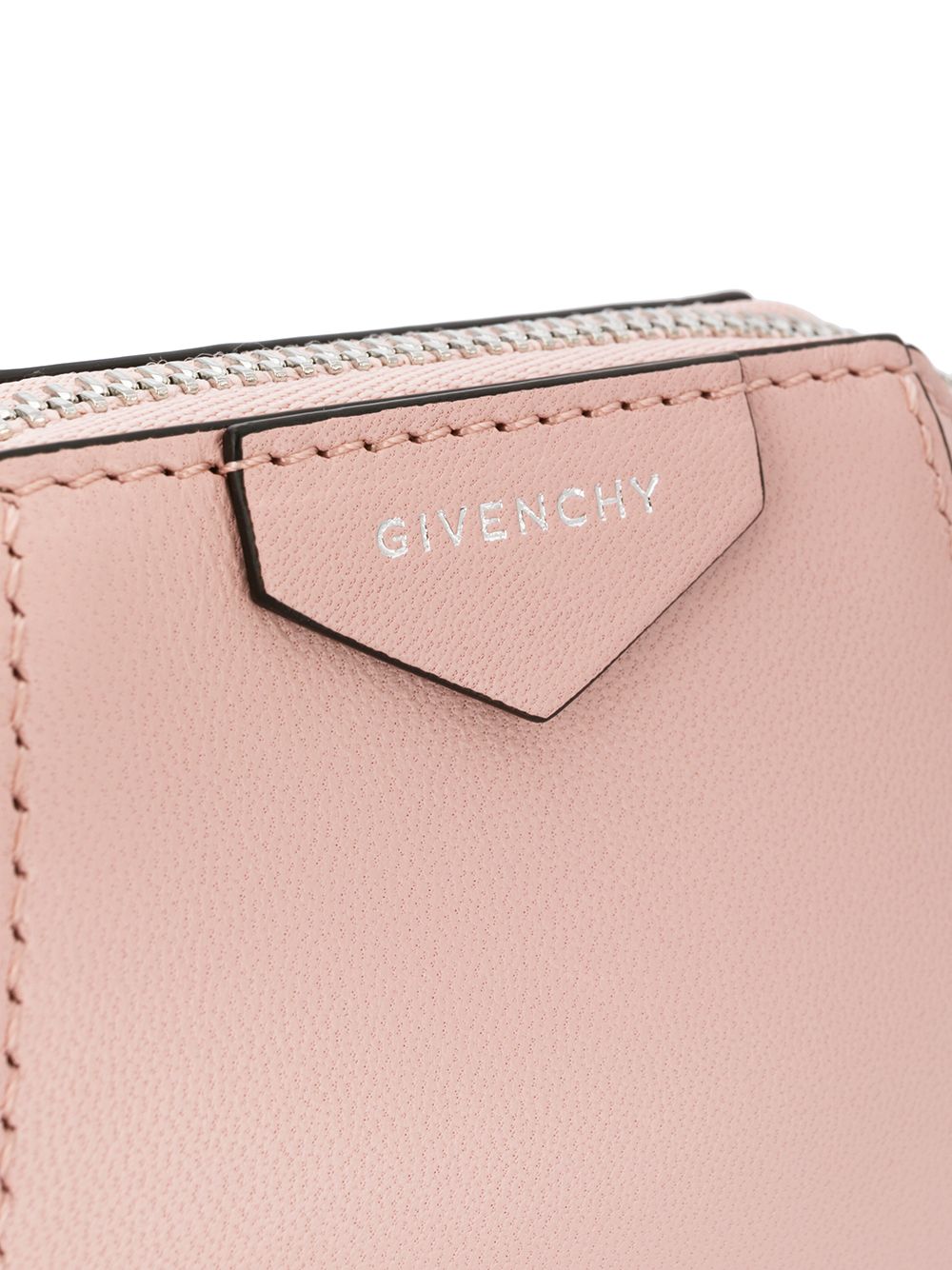 фото Givenchy сумка baby antigona