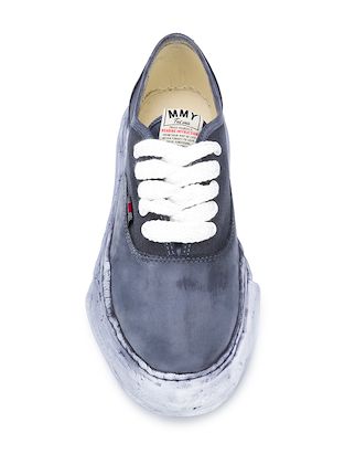 low top distressed sneakers展示图