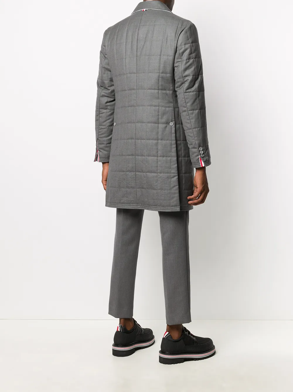 фото Thom browne стеганое пальто