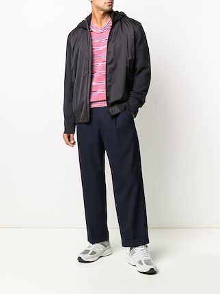 lightweight hooded jacket展示图