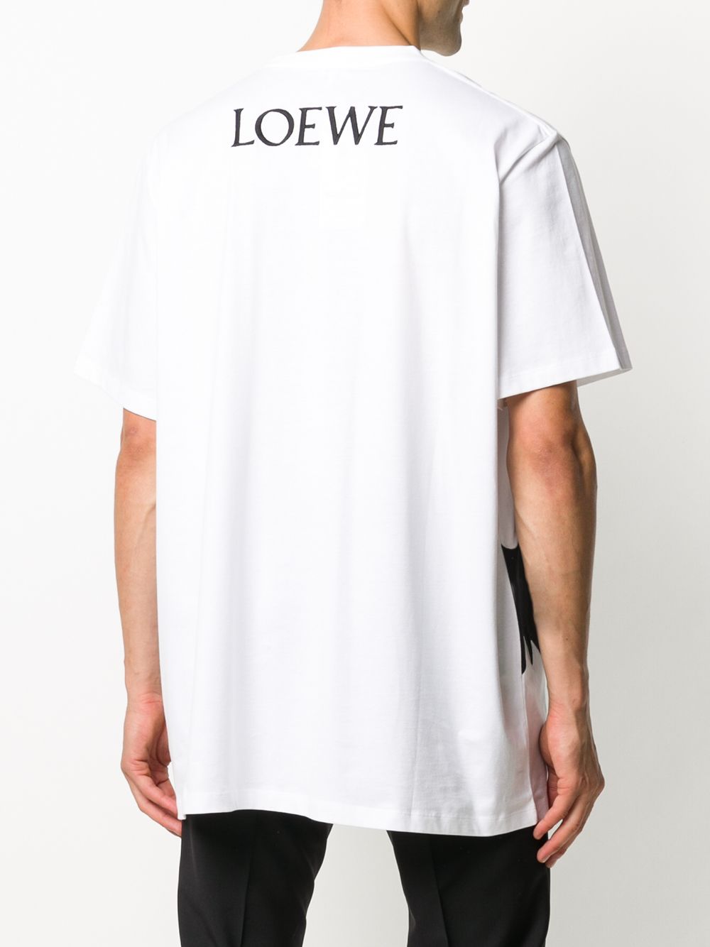 фото Loewe укороченная футболка с вышивкой anagram