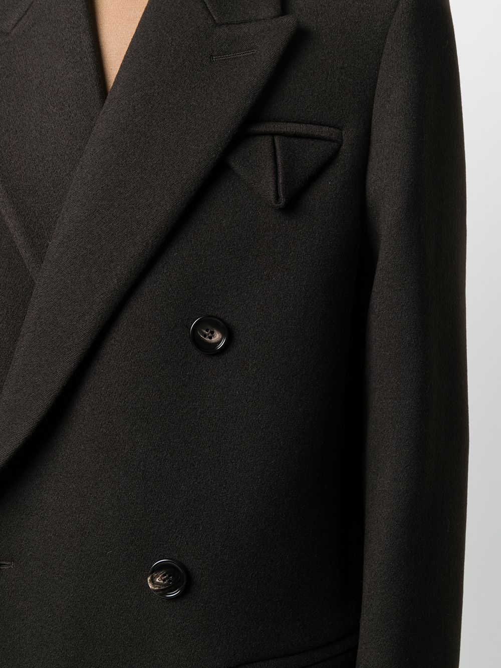 фото Bottega veneta двубортное пальто средней длины