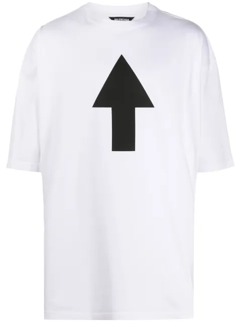 Shop Balenciaga arrow print short 
