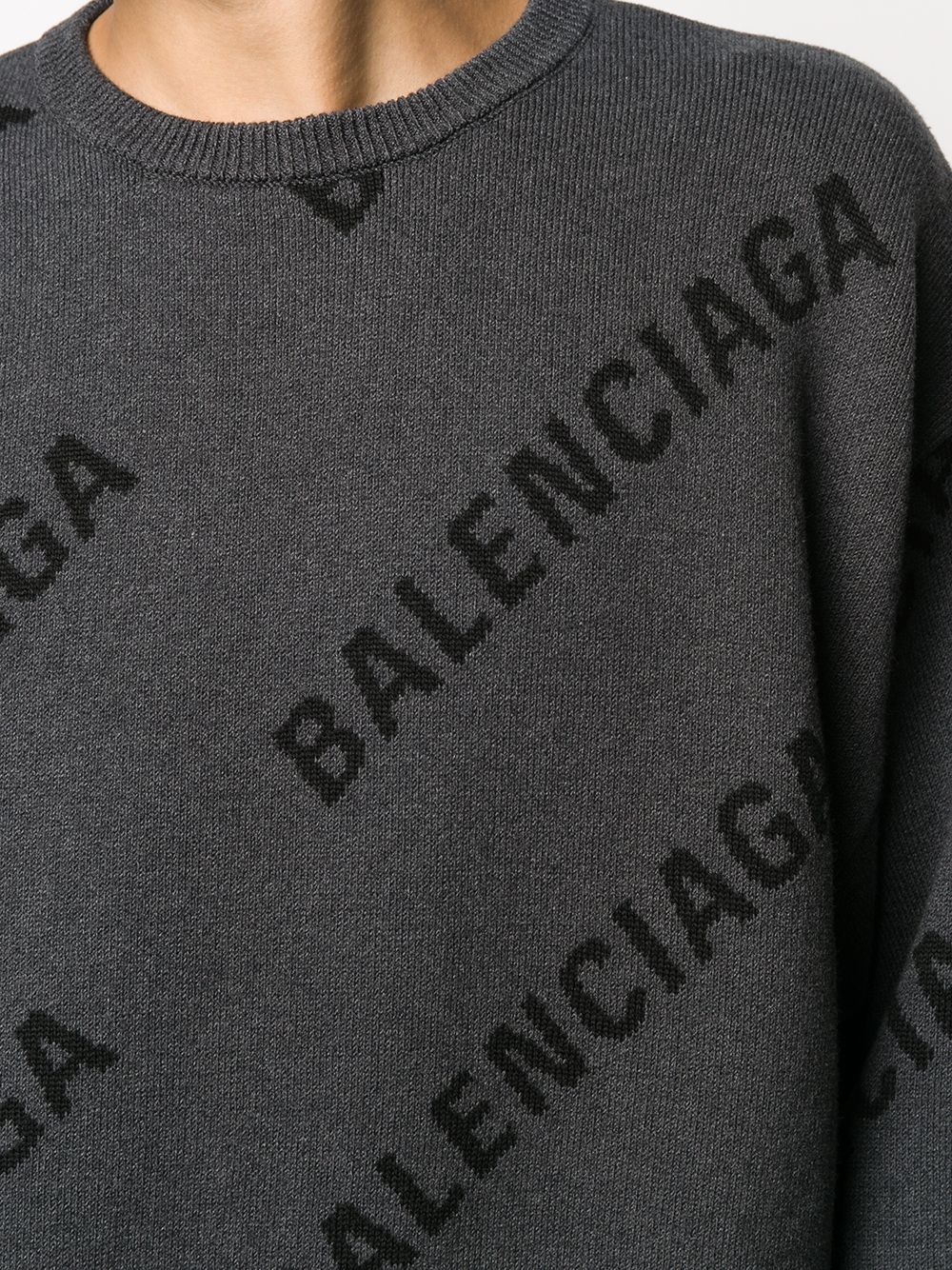 фото Balenciaga джемпер с логотипом