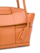 Bottega Veneta شنطة عملية 'أركو' جلد