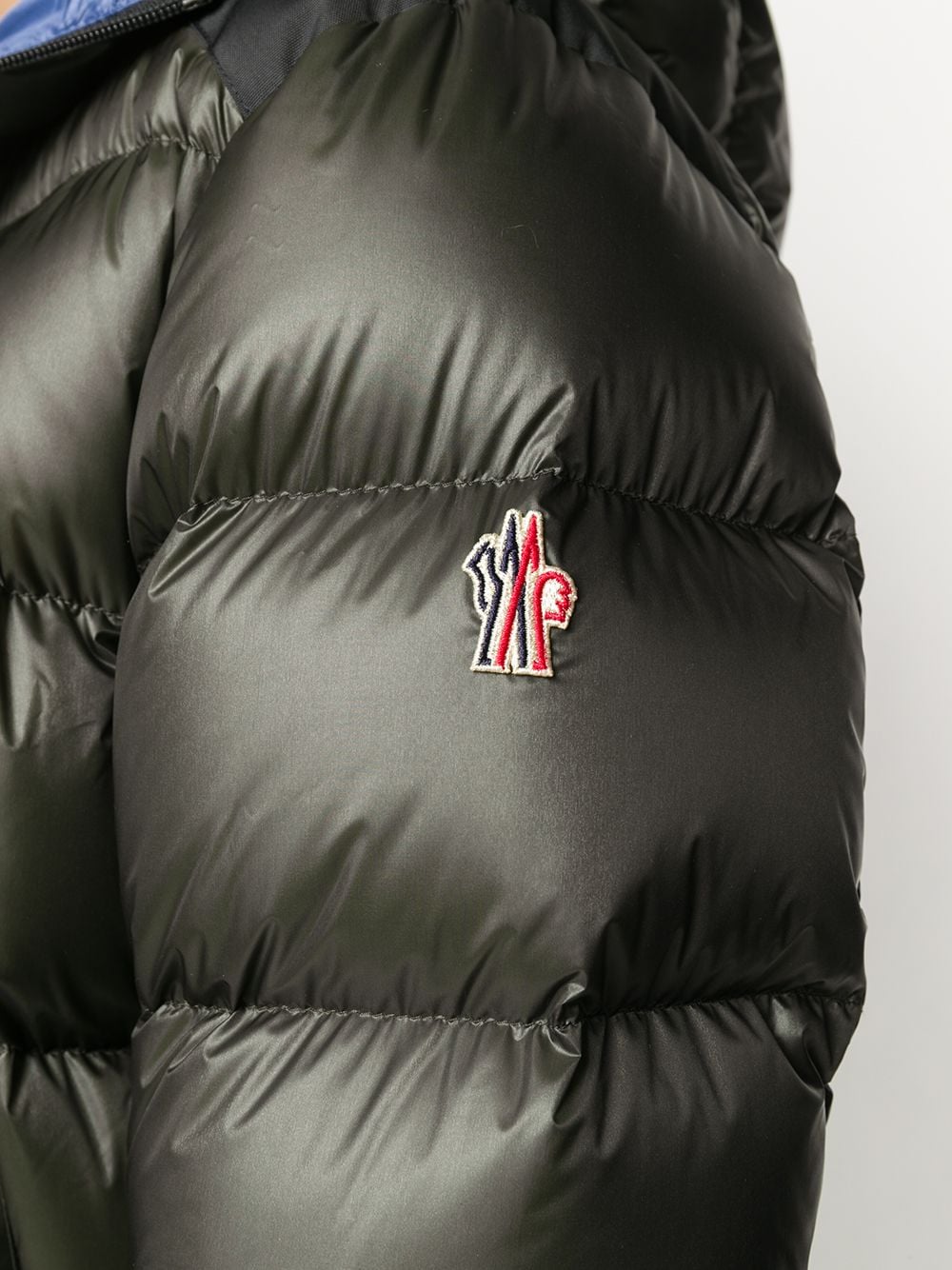 фото Moncler grenoble пуховик с нашивкой-логотипом