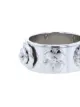 الصورة 2 من Chanel Pre-Owned خاتم منقوش ذهب أبيض مرصع بالماس