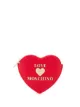 الصورة 1 من Love Moschino محفظة بتصميم قلب وبروش شعار