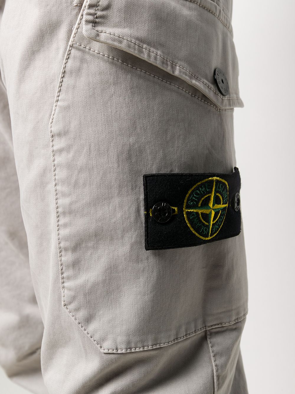 фото Stone island брюки карго с нашивкой-логотипом