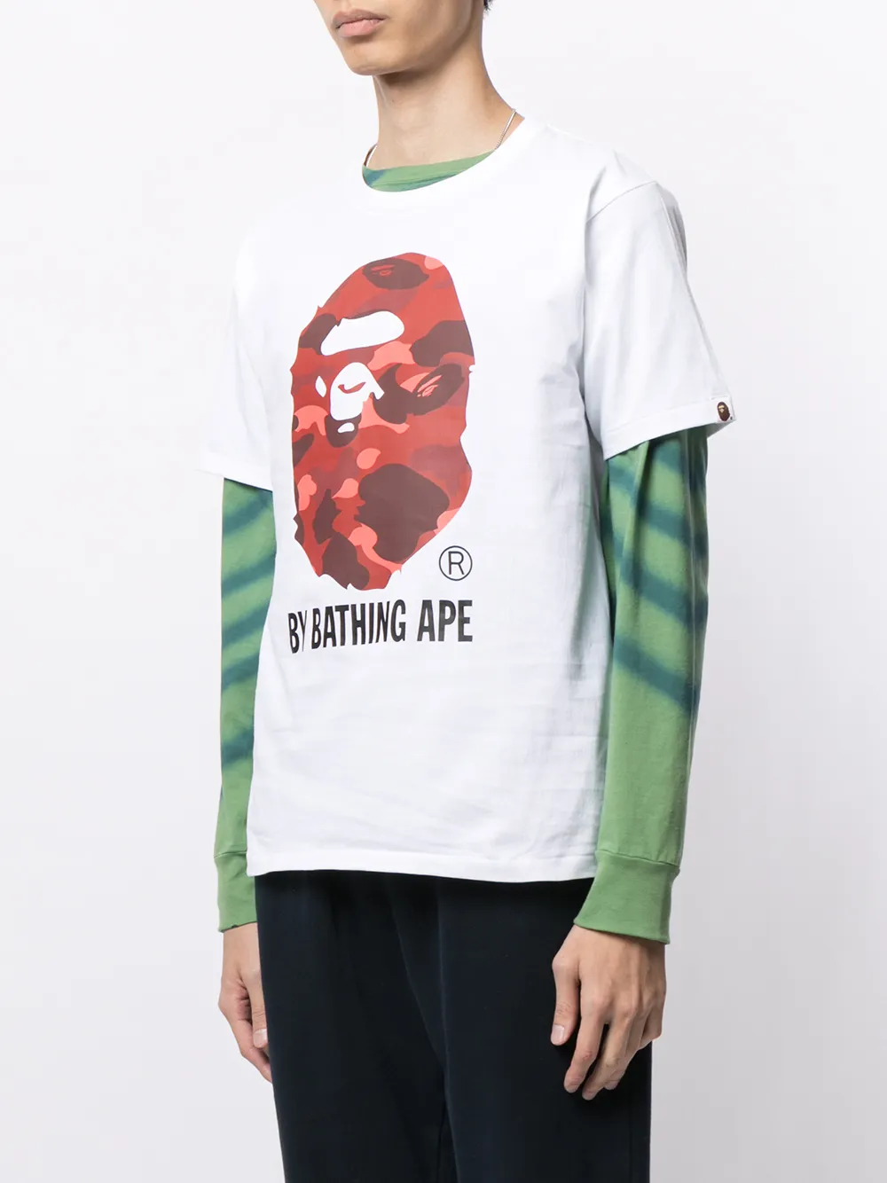 фото A bathing ape® футболка с логотипом и камуфляжным принтом