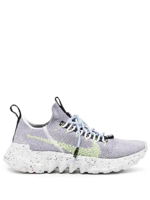 Nike tenis Space Hippie 01