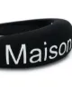MM6 Maison Margiela توكة رأس بطبعة شعار الماركة